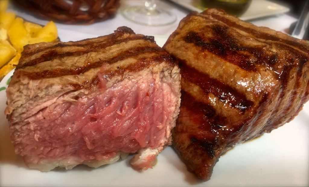 Bife de Chorizo Argentino. Argentine Chorizo Steak